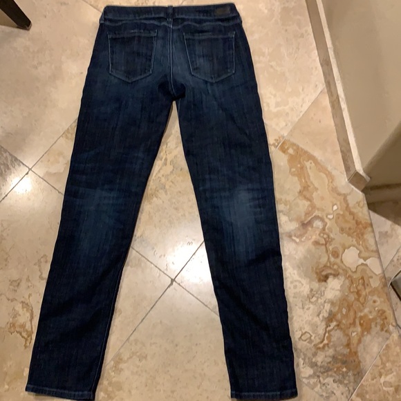 FADE to Blue Best-friend Jeans - Picture 2 of 9